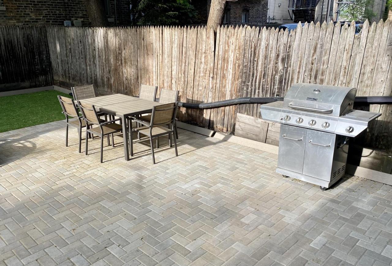Lincoln Park Apartment With Backyard! Chicago Exterior photo